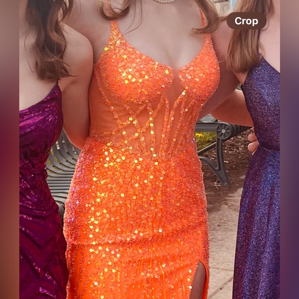 Excellent condition prom dress. Size 4